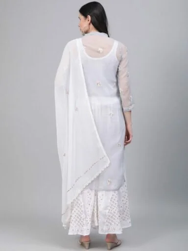aykez chikankari