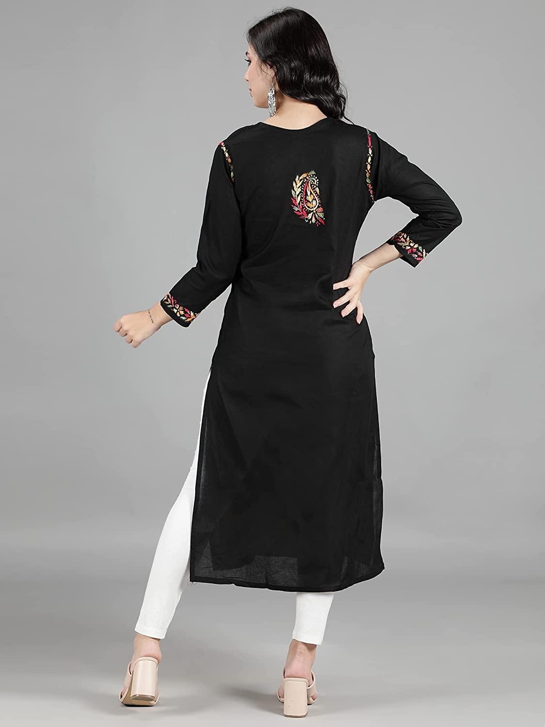 Beige color dupatta looks gorgeous with black kurti. | Black kurti, Kurti  designs, Outfits